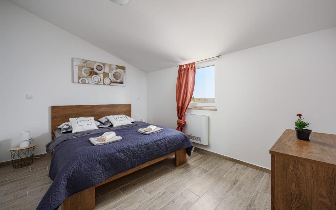 Apartments Valeria Divšići Extérieur photo