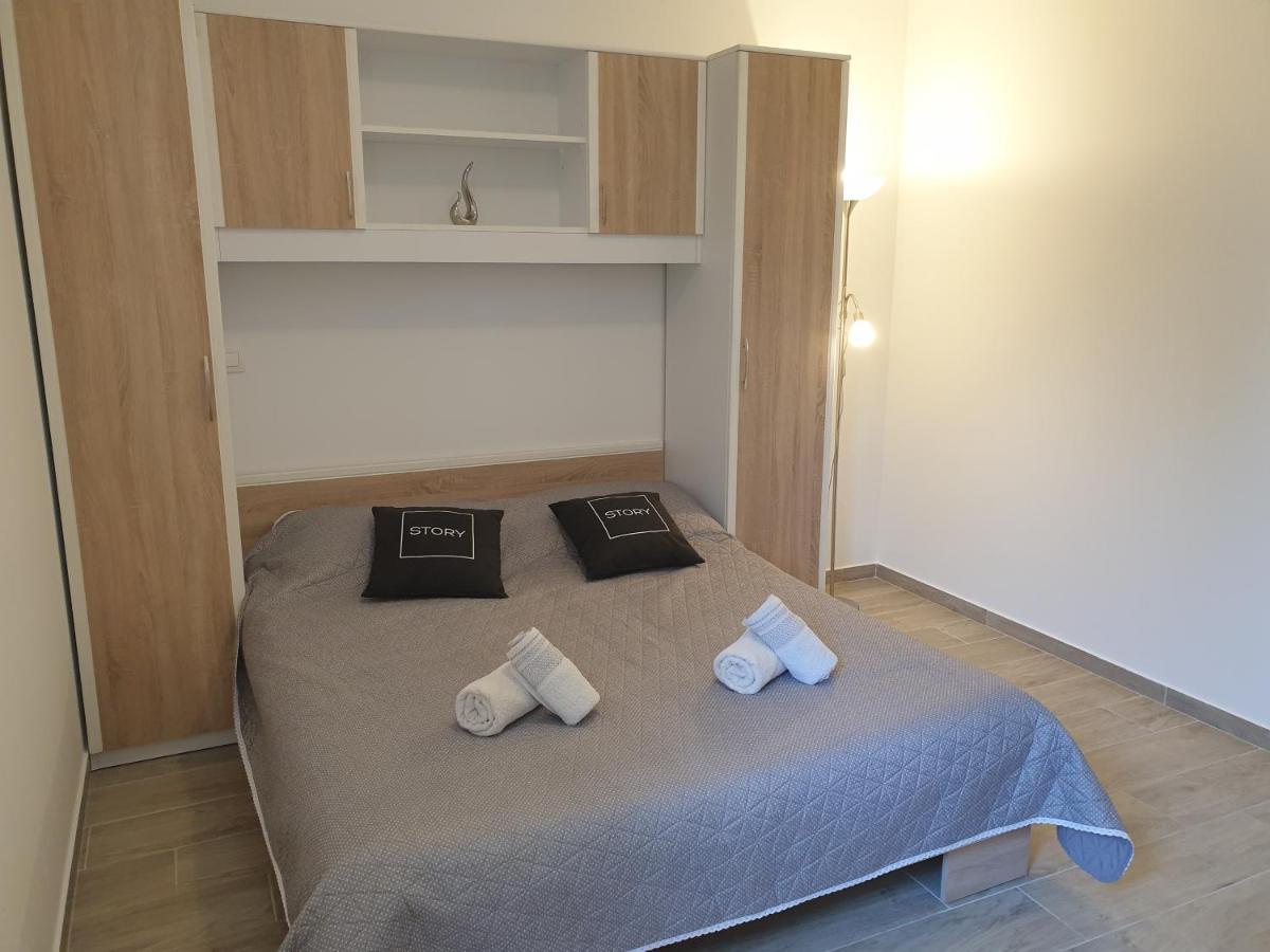 Apartments Valeria Divšići Extérieur photo
